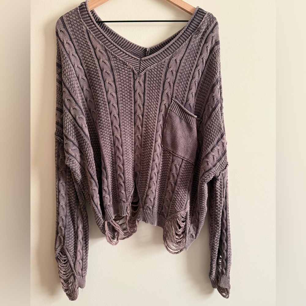 POL V-Neck Distressed Cable Knit Sweater - Mauve